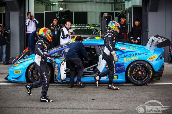 兰博基尼-宝珀Super Trofeo世界总决赛在西班牙Ricardo Tormo赛道圆满落幕