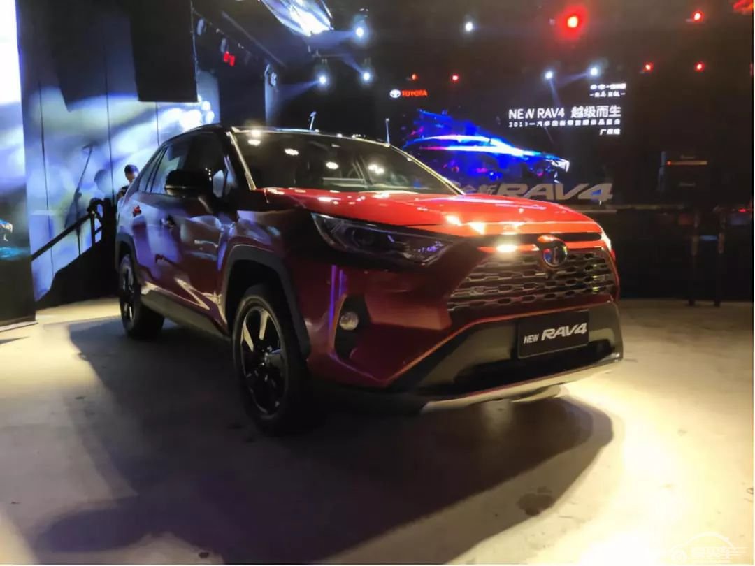 CT5/全新RAV4/名爵ZS实力领衔，抢先看10月上市重磅新车