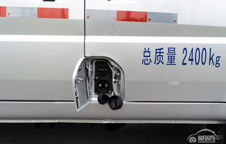 五菱推首款新能源物流车，续航达300km