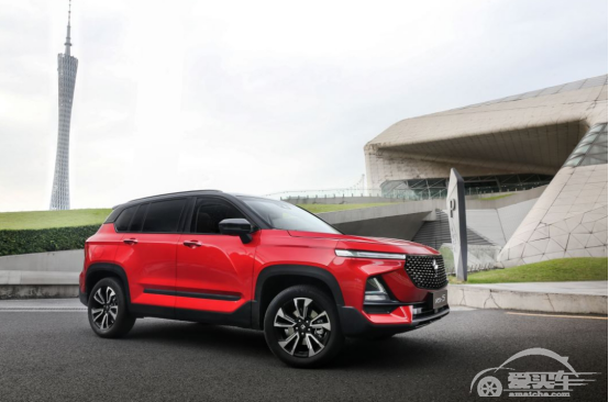 新宝骏RS-5长安CS75 PLUS哪个好？盘点这两款10多万国产精品SUV