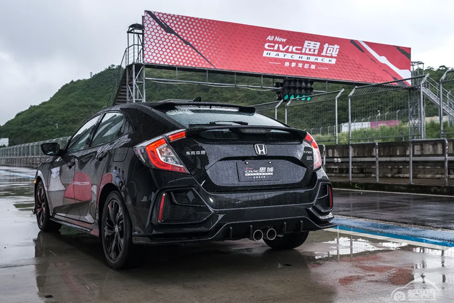 试驾思域Hatchback：Type R的8成味道+6成功力