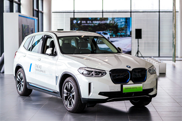  与创新纯电动BMW iX3一起解锁羊城无忧驾趣新境 